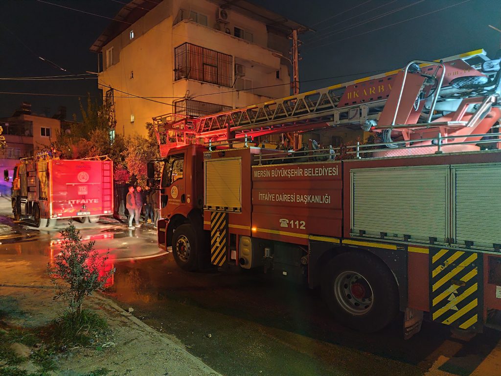 Dakikalar içerisinde kül oldu