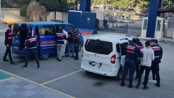 Sahte İlanlarla Dolandırıcılık Yapan 19 Kişi Yakalandı
