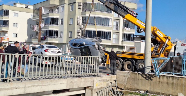 Tarsus’ta Feci Kaza: 2 Otomobil Çarpıştı, 6 Yaralı