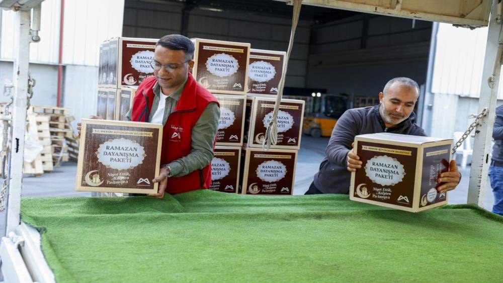 Mersin’de 120 Bin Ramazan Dayanışma Paketi Dağıtımı Başladı